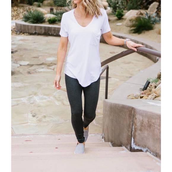 NEW ANOTHER LOVE phoenix pocket v-neck t-shirt in white - Picture 1 of 3